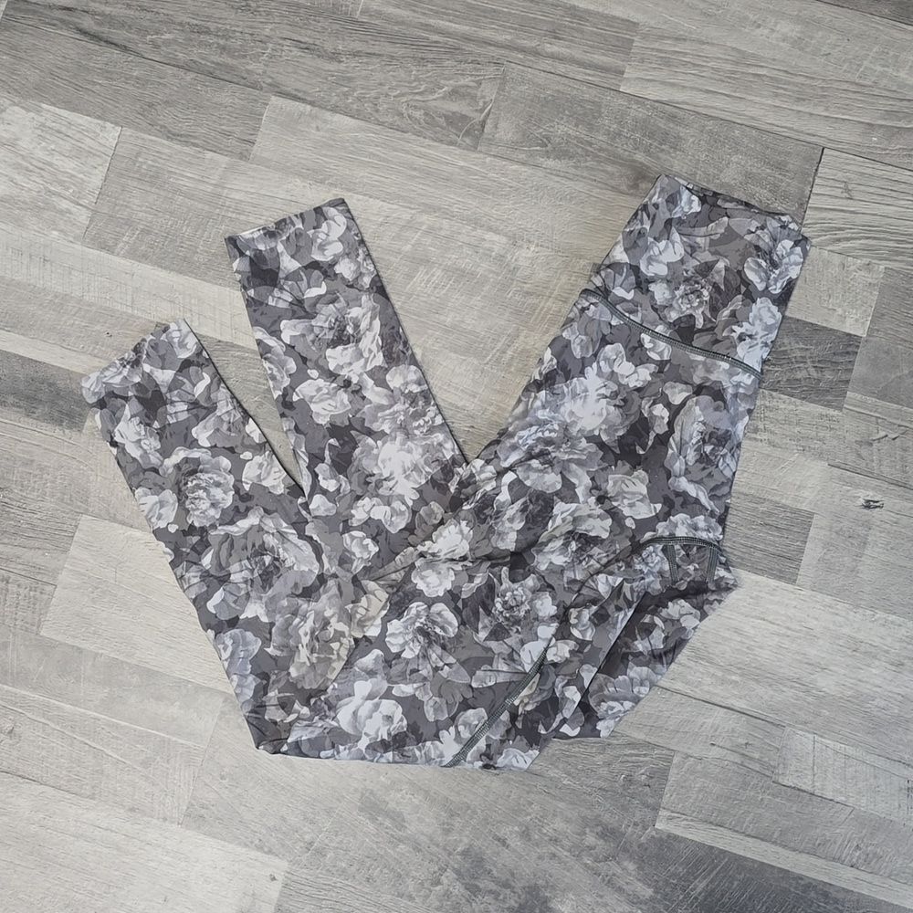 Aerie • Offline Seamless Floral High Wiasted Leggings, Size Small